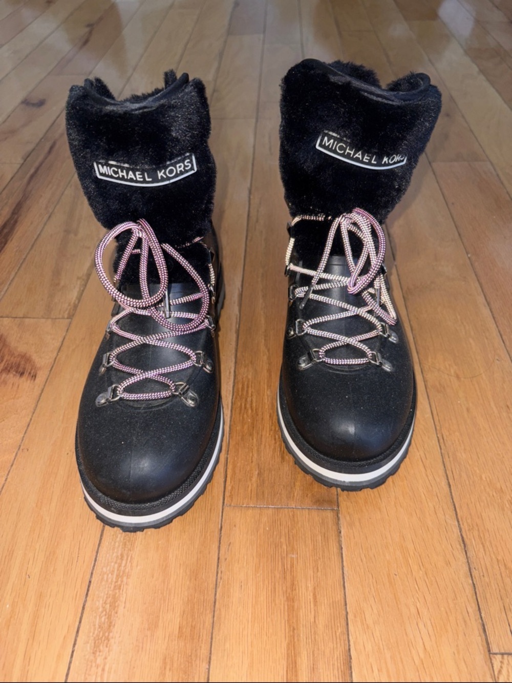 Black faux fur Michael kors winter boots